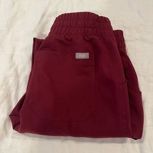 Figs High Waisted Skinny Yola Scrub Pants Maroon - Size Extra Small